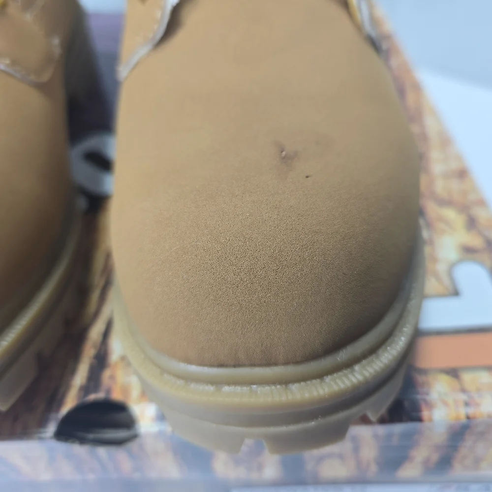 Fila Edgewater 12 Wheat Tan Outdoor Boots Men's Size 8 New w/ Small Flaws
